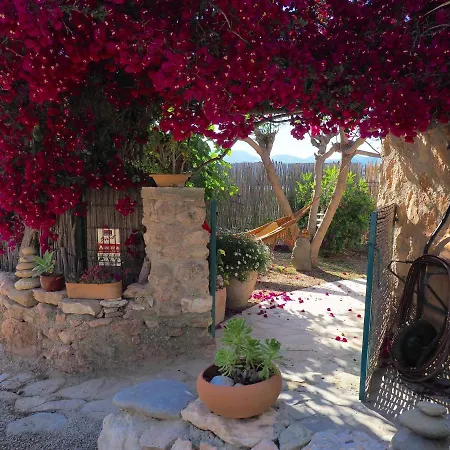 Δωμάτια σε οικογενειακή κατοικία Tinyhouse Im Patio Einer Romantischen *