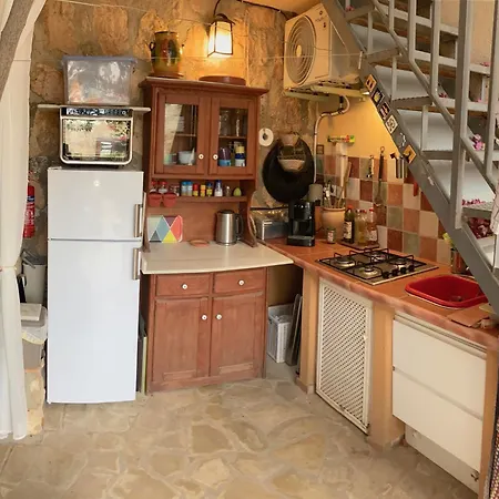 Tinyhouse Im Patio Einer Romantischen Δωμάτια σε οικογενειακή κατοικία