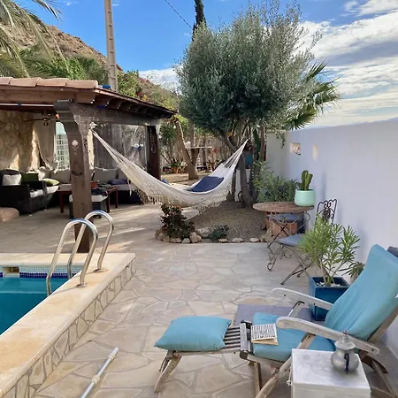Tinyhouse Im Patio Einer Romantischen Δωμάτια σε οικογενειακή κατοικία El Largo